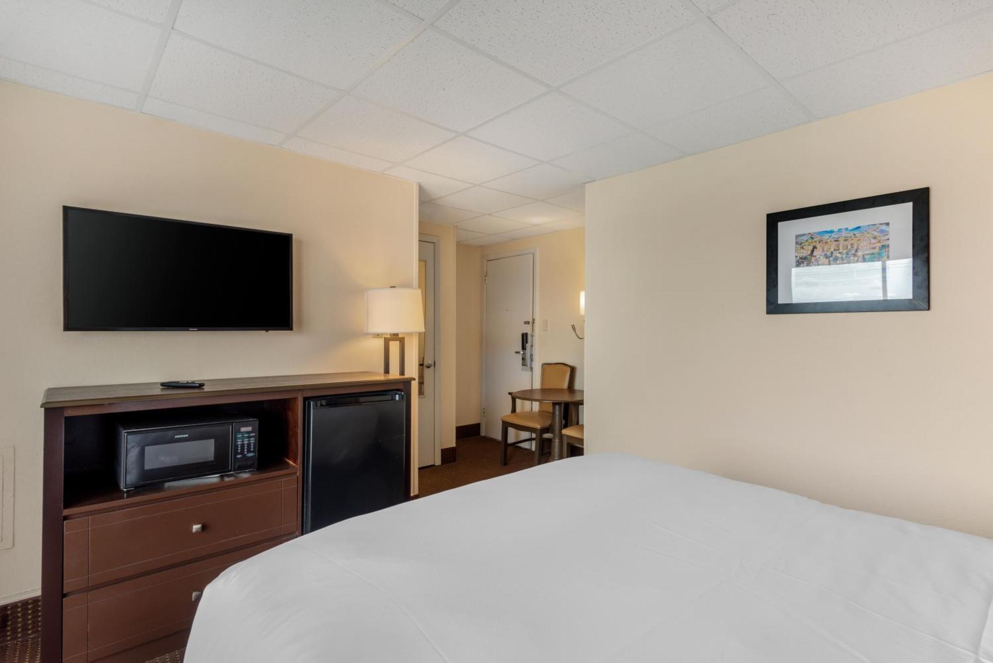 Quality Inn Ocean City Beachfront Экстерьер фото